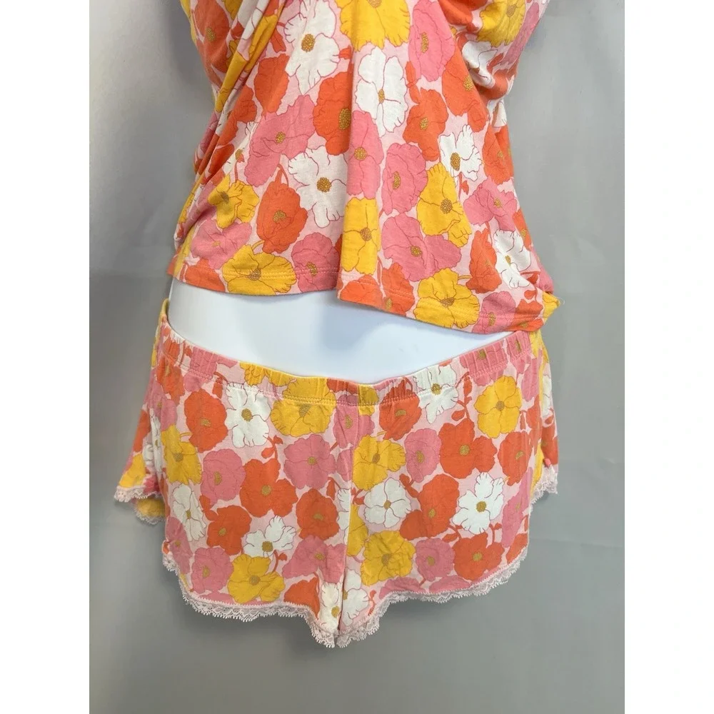 Victoria's Secret‎ Floral Lace Pajamas 2 Piece Set Cami+Shorts Women's Medium